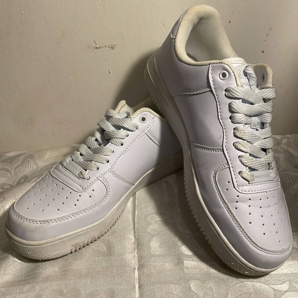Men’s Phat Farm White Sneakers